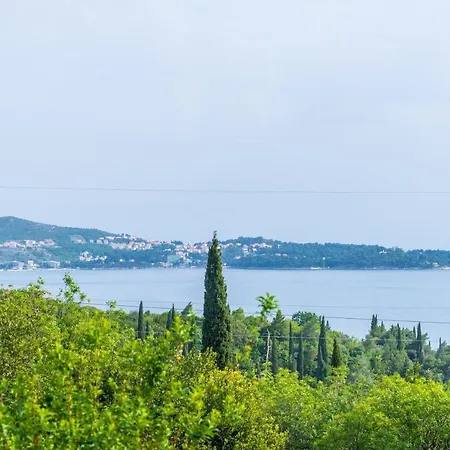 Διαμέρισμα Color - One Bedroom With Terrace And Partial Sea View *