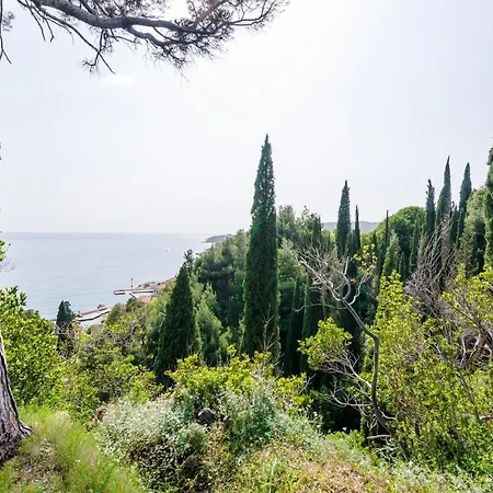 Color - One Bedroom With Terrace And Partial Sea View Διαμέρισμα